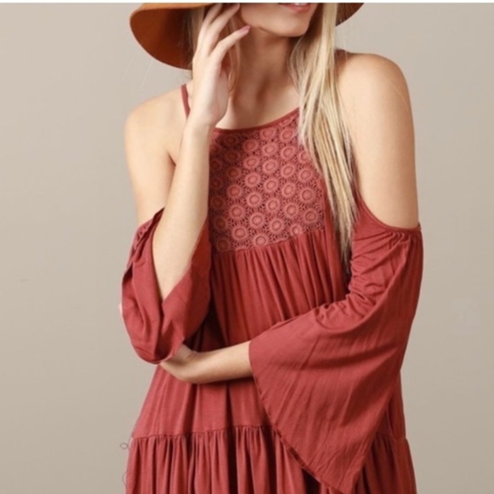 POL boho cold shoulder oversized top